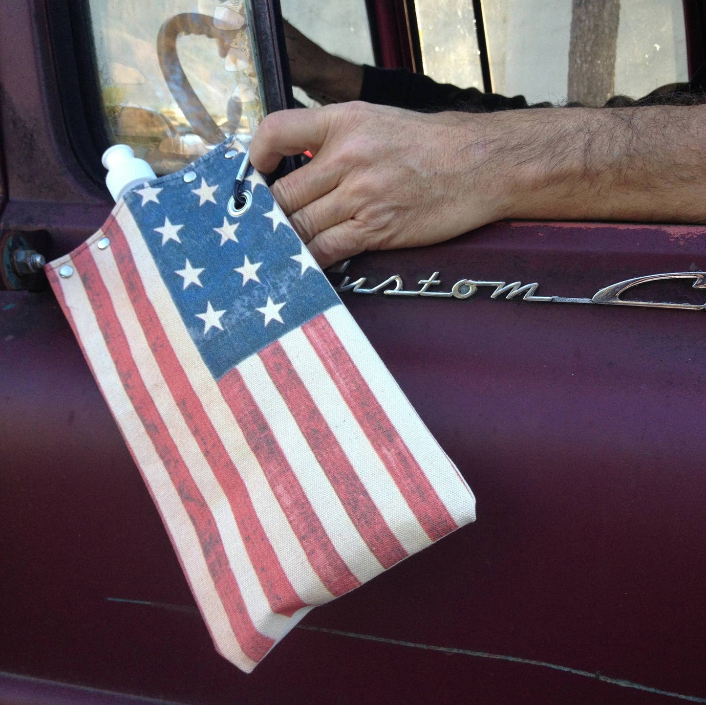 Americana Canteen for Wine & Water (25oz)